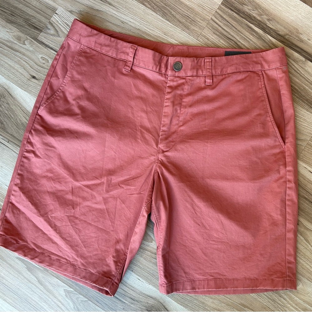 BONOBOS Men’s Shorts Chino Salmon Pink Flat Front Size 35, 9 inch Inseam
